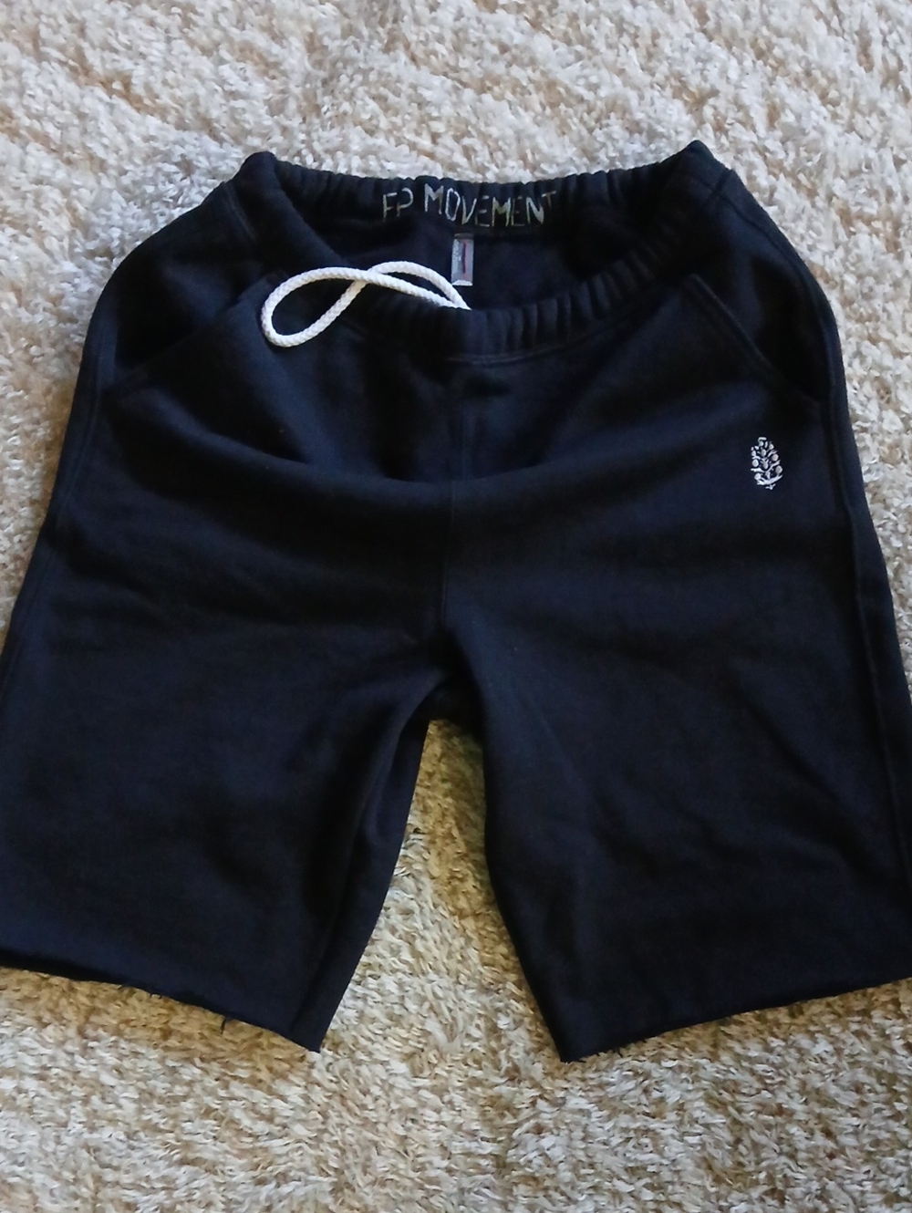 NWOT FREE PEOPLE MVMT CUT OFF SHORTS
